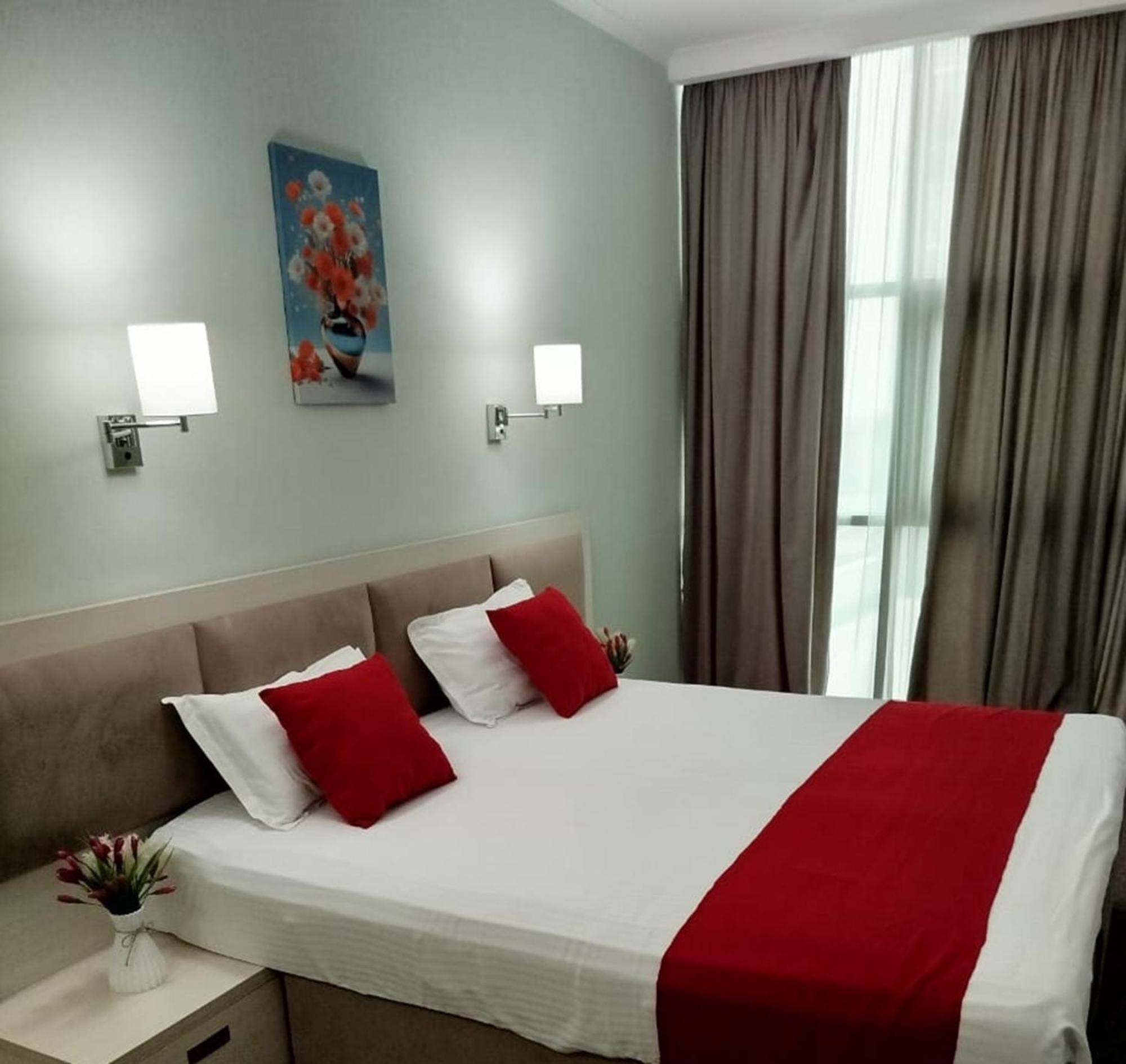 טביליסי Green Tower Hotel מראה חיצוני תמונה