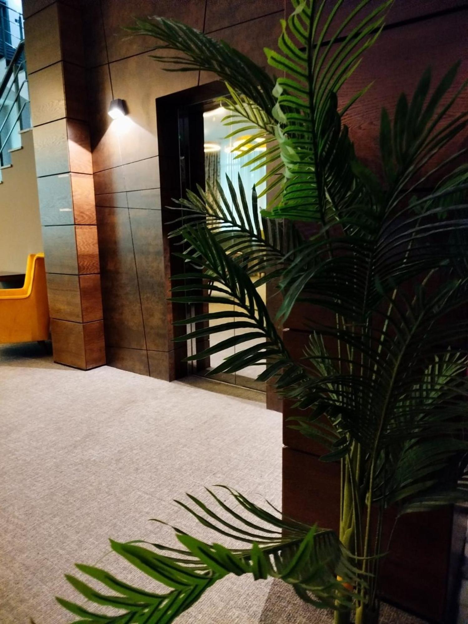 טביליסי Green Tower Hotel מראה חיצוני תמונה