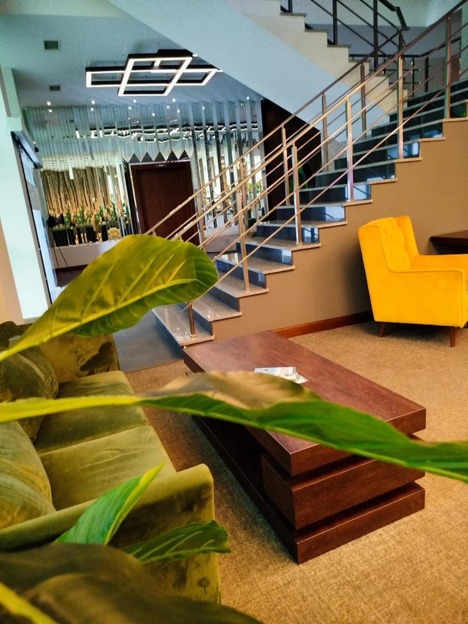 טביליסי Green Tower Hotel מראה חיצוני תמונה