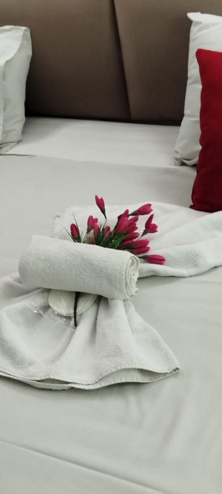 טביליסי Green Tower Hotel מראה חיצוני תמונה